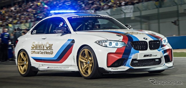 BMW M2 クーペのMoto GPセーフティカー