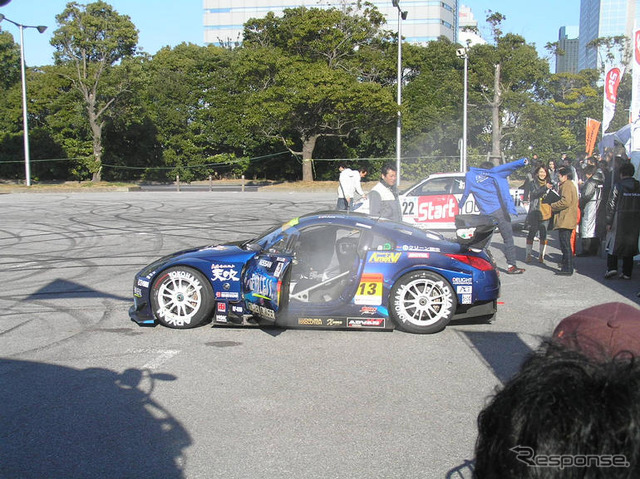 【東京オートサロン07】裏のZ使いデビュー…デモ走行