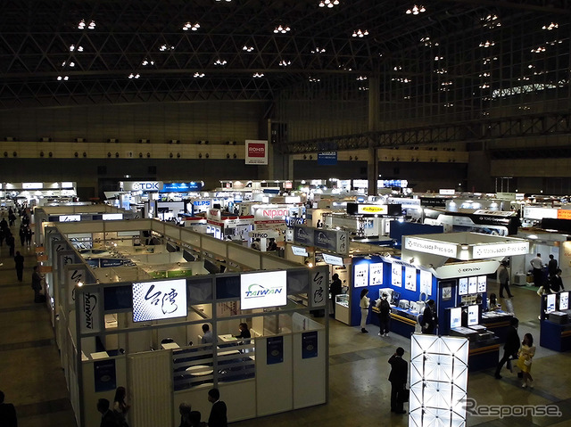 千葉・幕張メッセで4月20~22日に開催された、第1回「駅と空港の設備機器展」、第2回国際ドローン展
