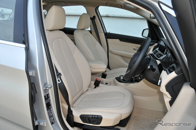 BMW 225xe アクティブツアラー