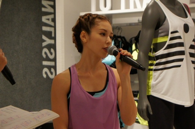NIKE WOMEN’S STUDIOで歌手のBENIがトークショー&トレーニング