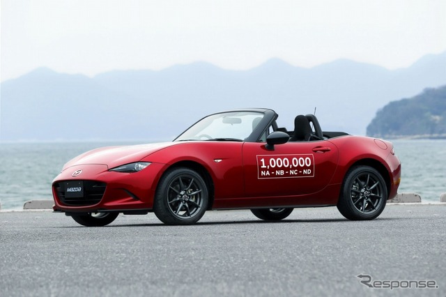 マツダ ロードスター100万台達成記念車