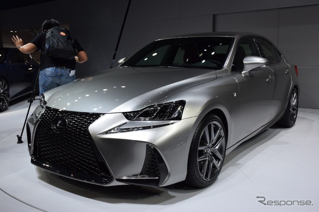 レクサス IS F SPORT(北京モーターショー16)