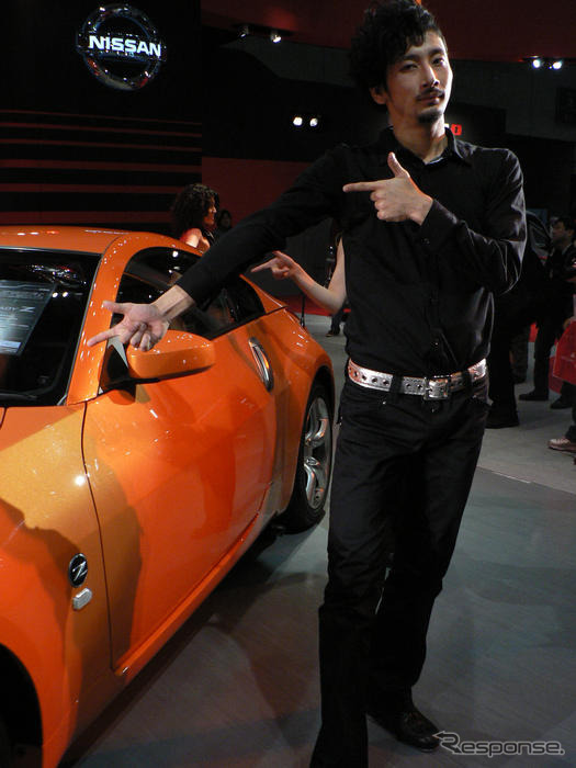 【東京オートサロン07】おどる写真蔵…Dress-Up と Tuning 日産
