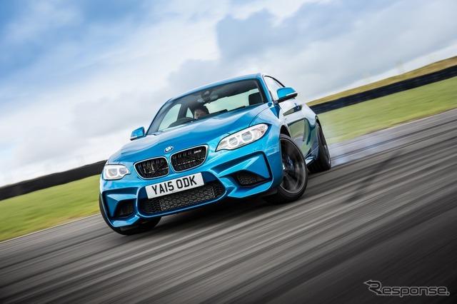BMW M2クーペ