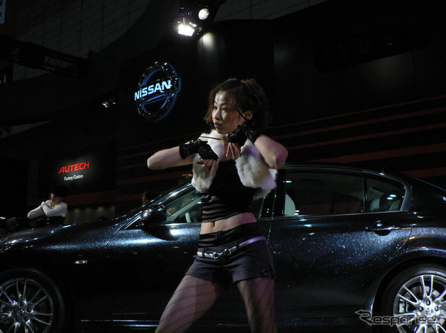 【東京オートサロン07】おどる写真蔵…Dress-Up と Tuning 日産 続