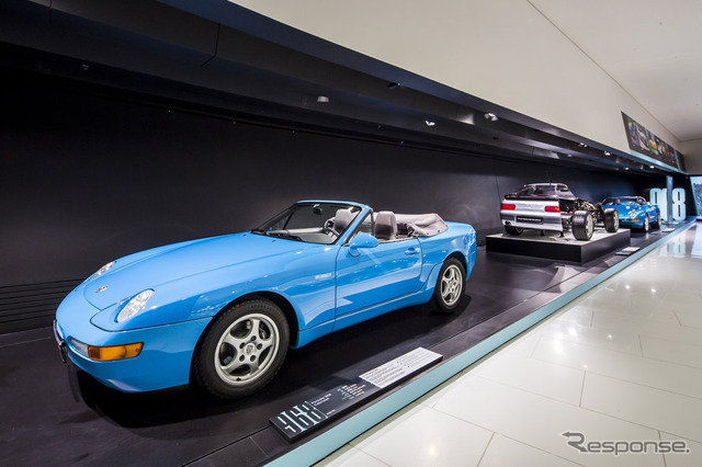 ポルシェミュージアムの特別展示「トランスアクスルの時代。924から928まで」