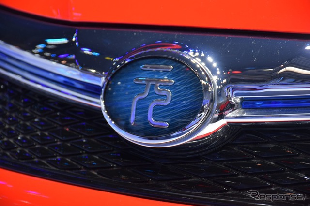 BYD 元(北京モーターショー16)