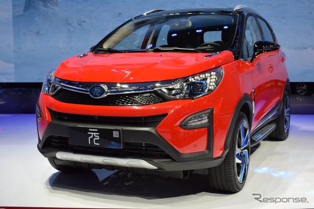 BYD 元(北京モーターショー16)