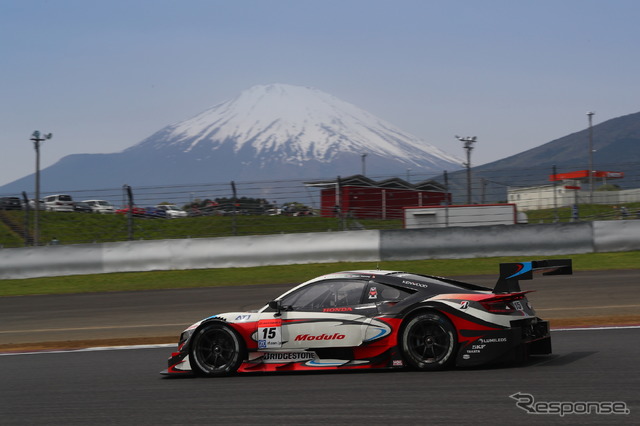 GT500クラス予選6位の#15 NSX。