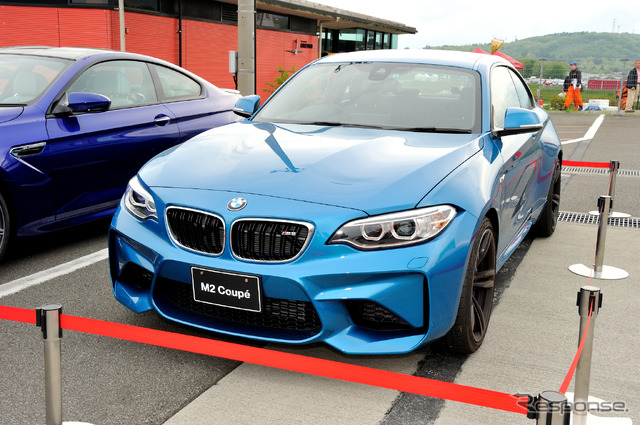 BMW M2クーペ