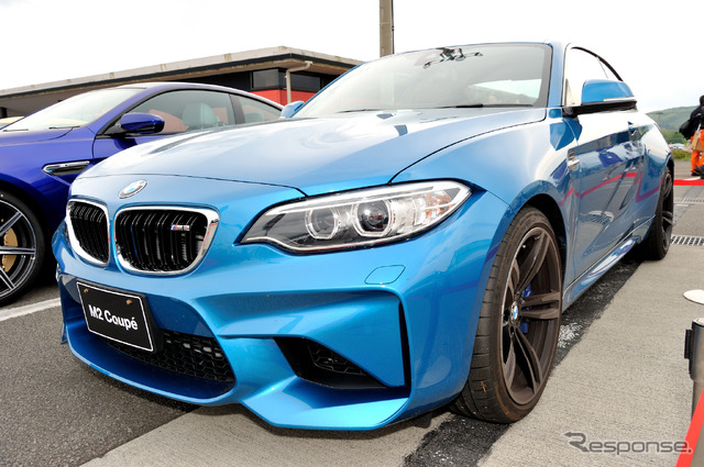 BMW M2クーペ