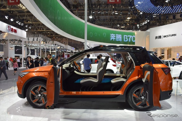 第一汽車 奔騰 X4(北京モーターショー16)