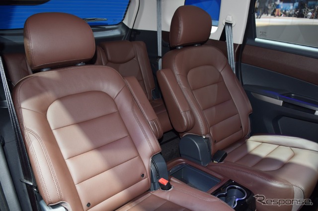 海馬汽車 V70(北京モーターショー16)