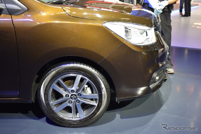 海馬汽車 V70(北京モーターショー16)