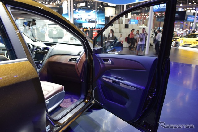 海馬汽車 V70(北京モーターショー16)