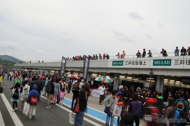 SUPER GTの大人気イベント「キッズピットウォーク」は今回も盛況