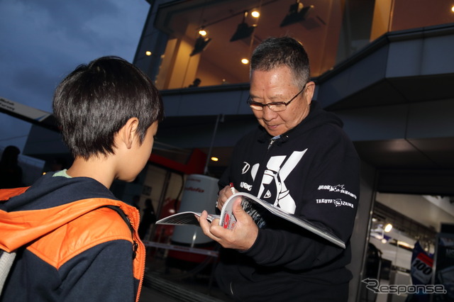 SUPER GTの大人気イベント「キッズピットウォーク」は今回も盛況