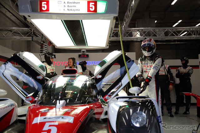 #5 トヨタTS050 HYBRIDは首位快走、しかしトラブルに泣く。