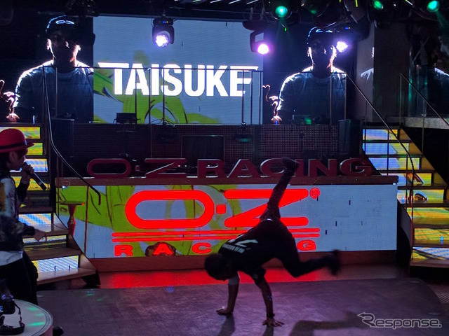 OZ 45th Anniversary Event @ ELE Tokyo開催。特別ゲストHuman Beatboxer DaIchiと、Taisukeのブレイクダンスのコラボレーションも披露された。