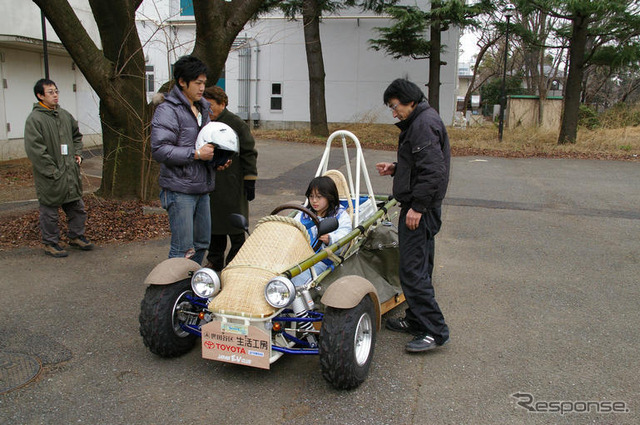 【中学生ハイブリッド教室】試乗会と修了式