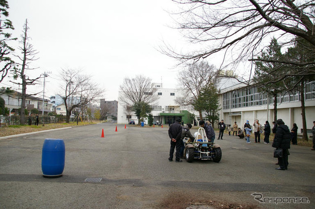 【中学生ハイブリッド教室】試乗会と修了式