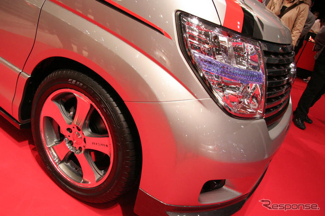 【東京オートサロン07】写真蔵…日産/ニスモ エルグランド S-tune