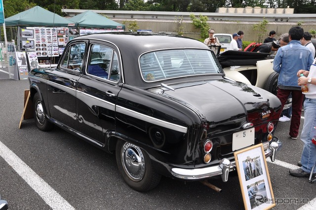 1959年 日産オースチン A50 ケンブリッジ