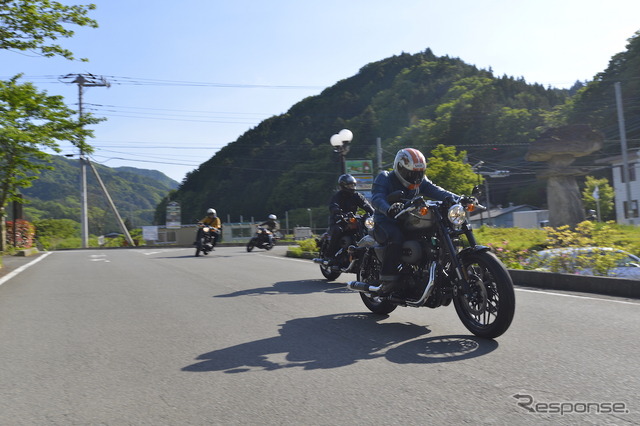 新型ロードスターで、ブルースカイヘブン前夜祭へ。