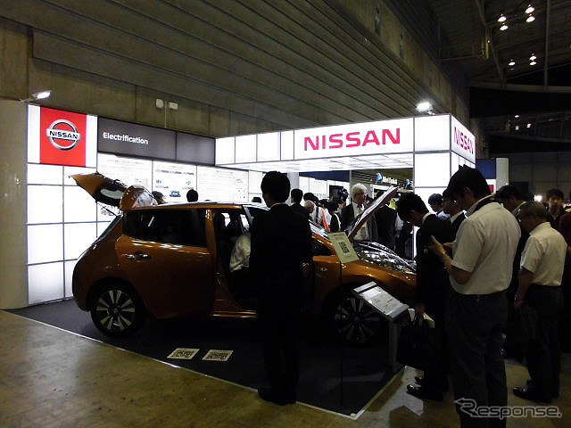 60kWhバッテリーを参考出品した日産(人とくるまのテクノロジー展2016横浜)