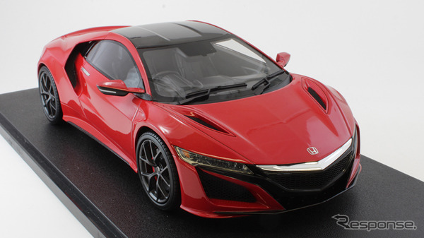 新型NSX 1:18スケールモデル