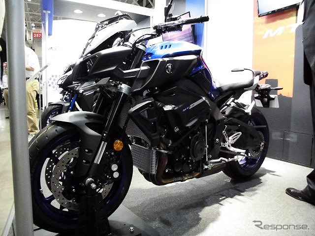 欧州で5月末発売予定の「MT-10」を先行展示したヤマハ発動機(人とくるまのテクノロジー展2016横浜)