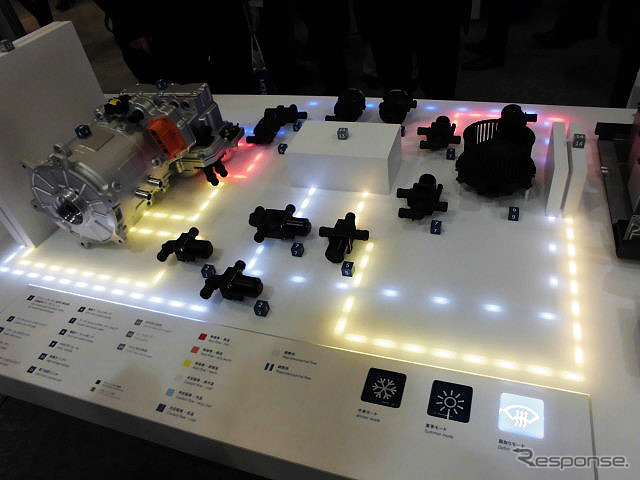 「電気自動車向けインテリジェント・サーマルマネジメント」などを展示したボッシュ（人とくるまのテクノロジー展2016横浜）