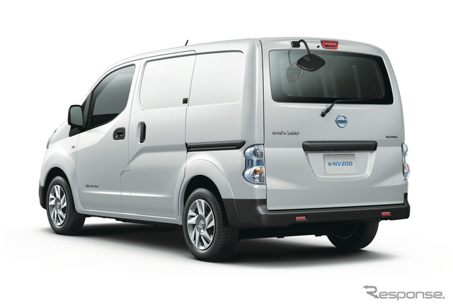 日産 e-NV200