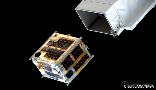 DIWATA-1放出時の写真(Tim Peake宇宙飛行士がISSにて撮影)