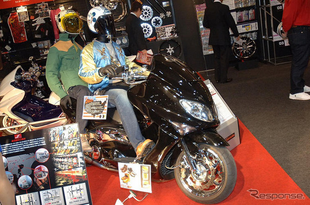 【東京オートサロン07】写真蔵…こんなのも