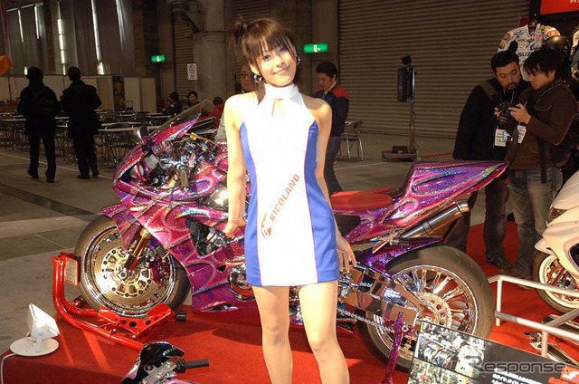 【東京オートサロン07】写真蔵…こんなのも