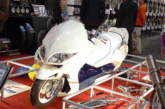 【東京オートサロン07】写真蔵…こんなのも