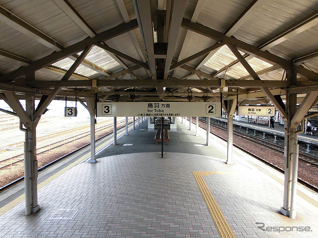 伊勢参りの玄関口、伊勢市駅。名古屋・大阪からの列車が発着する鉄道の要衝(AIR & BUS成田発伊勢行きツアー)