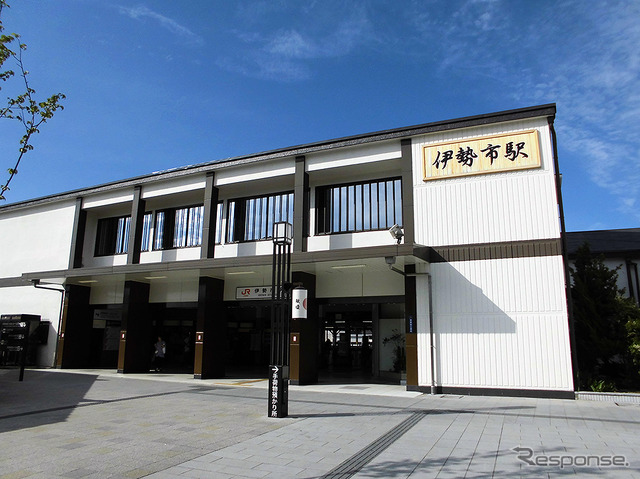 伊勢参りの玄関口、伊勢市駅。名古屋・大阪からの列車が発着する鉄道の要衝(AIR & BUS成田発伊勢行きツアー)