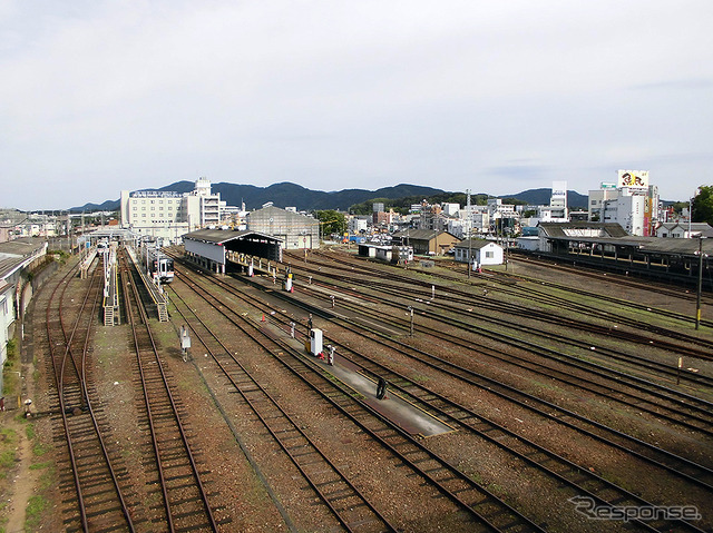 JR参宮線はキハ40が姿を消し、新しいキハ25が活躍(AIR & BUS成田発伊勢行きツアー)