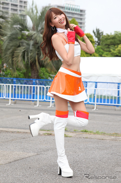 AIR RACE QUEENS by ROBERUTARED BULL AIR RACE CHIBA 2016
