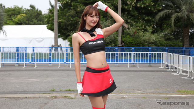 AIR RACE QUEENS by ROBERUTARED BULL AIR RACE CHIBA 2016
