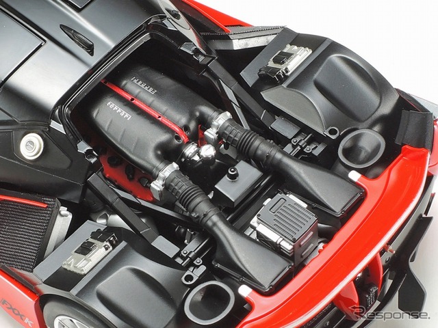 タミヤ フェラーリ FXX K 1/24スケールモデル