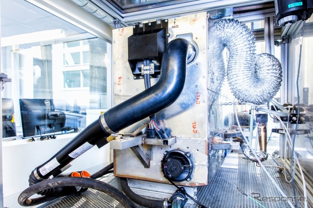 SOFC system test bench