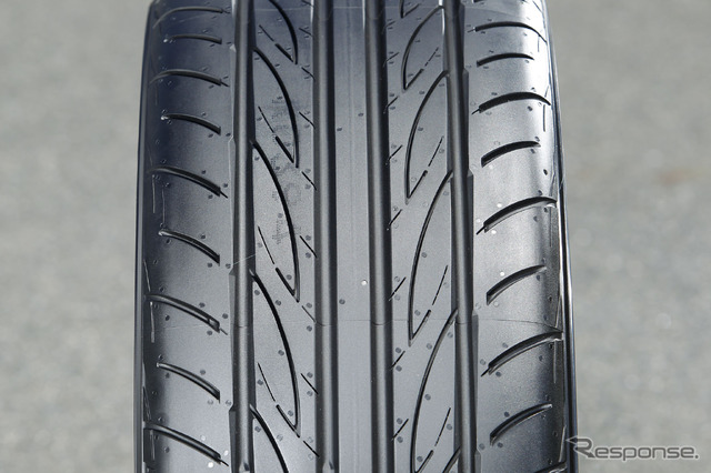 横浜ゴム ADVAN FLEVA V701試走