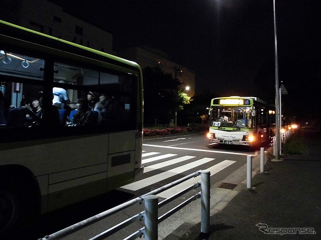 新木場駅と若洲公園の間の“フェス輸送”を担った都営バス・国際興業バス