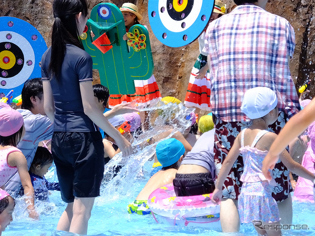 鈴鹿サーキットに隣接する遊園地「モートピア」。その中のアドベンチャープールに新し鈴鹿サーキットの複合大型プール「アクア・アドベンチャー」が7月2日から本格稼働。夏休み期間中は、“びしょ濡れ家族”たちでにぎわう