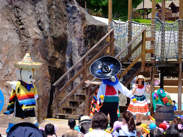 鈴鹿サーキットに隣接する遊園地「モートピア」。その中のアドベンチャープールに新し鈴鹿サーキットの複合大型プール「アクア・アドベンチャー」が7月2日から本格稼働。夏休み期間中は、“びしょ濡れ家族”たちでにぎわう