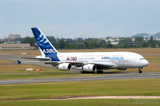 エアバス A380《photo: exm company/H. GOUSSE》